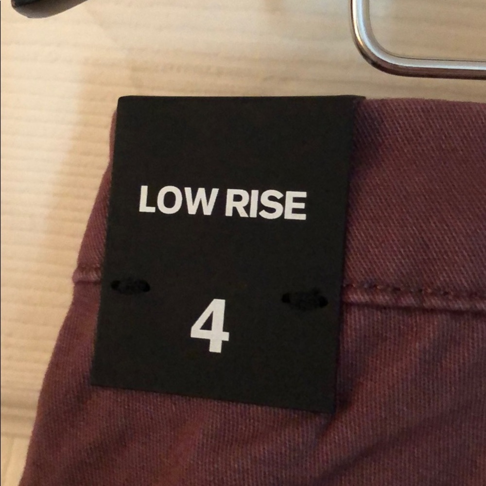 Express Shorts - Picture 3 of 3